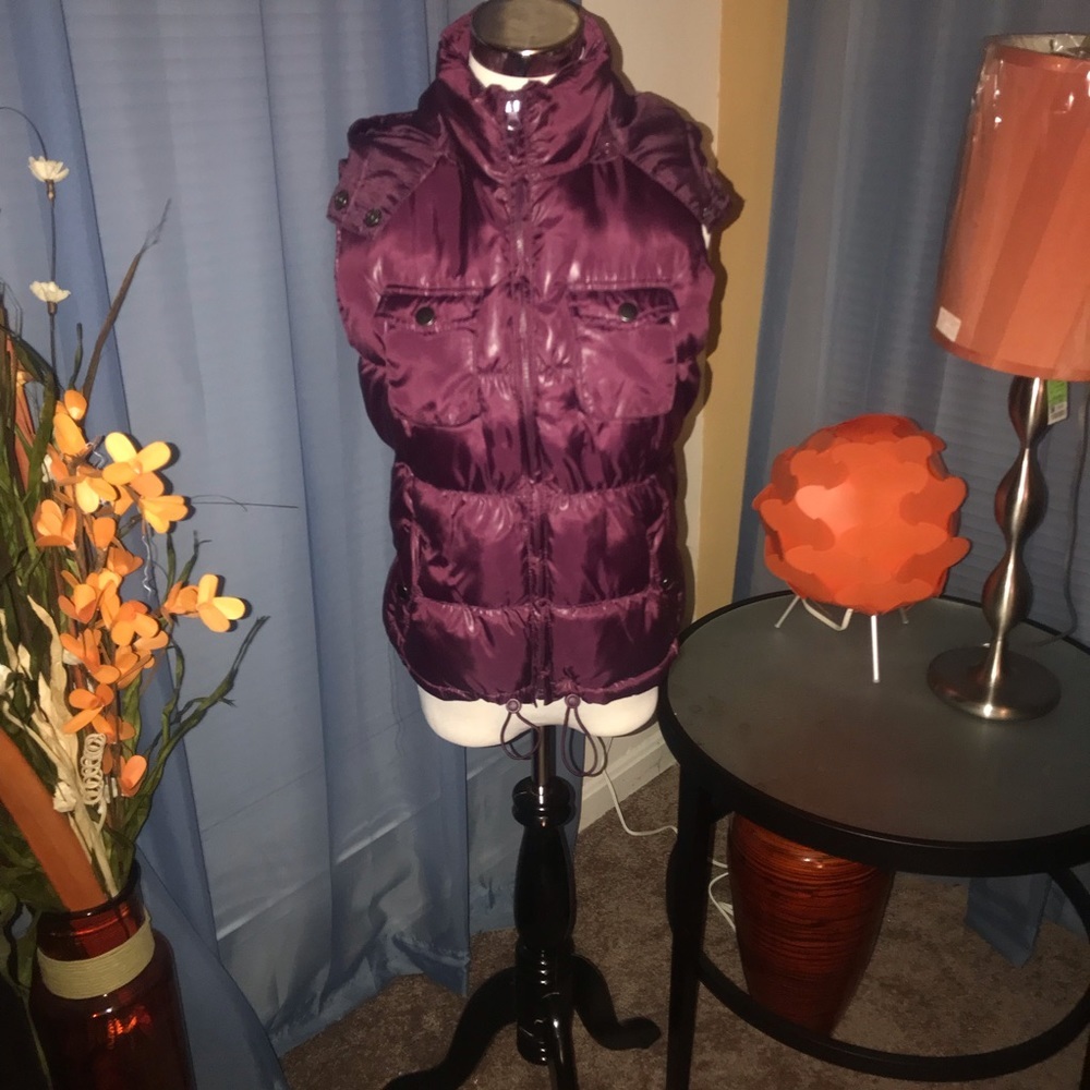 Faded Glory Hooded Bubble Vest​